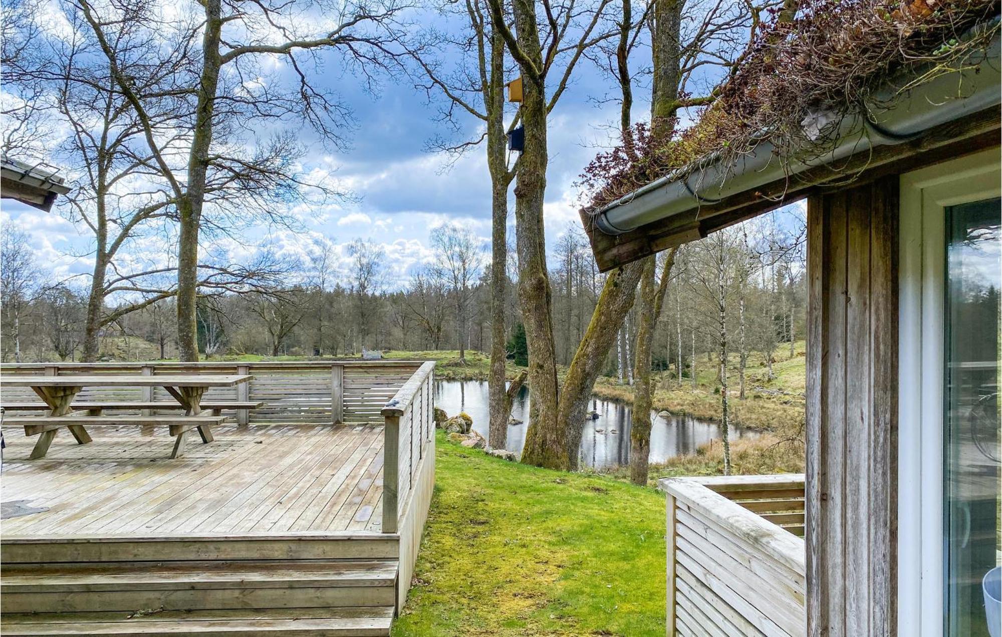 Awesome Home In Aetran With Lake View Atran エクステリア 写真